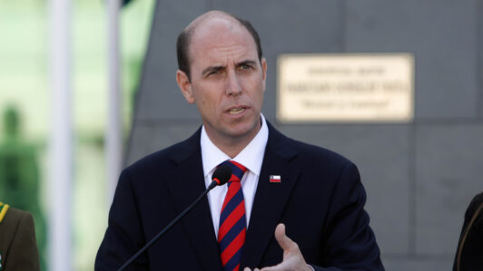 Comité policial: Ministro Arrau destaca disminución de 20% en robos con violencia e intimidación en la Región Metropolitana