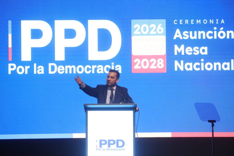 PPD responde a Alvarado tras sus críticas al liderazgo opositor: 