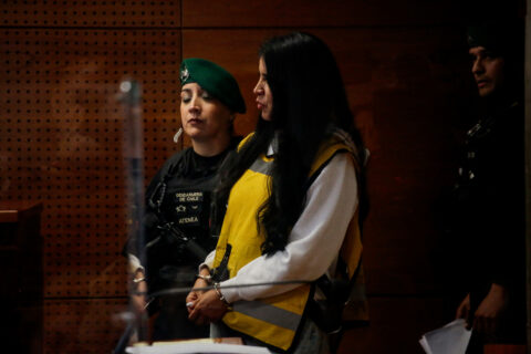 Karen Rojo compareció ante la justicia chilena y fue trasladada al Centro Penitenciario Femenino de San Joaquín: Defensa de la exalcaldesa buscará abonar el tiempo cumplido en Países Bajos