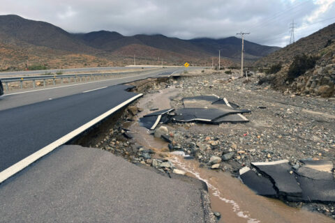Delegada de Atacama y críticas al Gobierno por despliegue tras lluvias: 