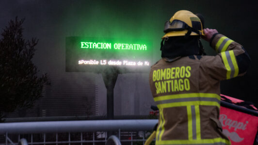 Tras incendio en vagón del Metro: Estación Santa Isabel permanecerá cerrada y sin detención de trenes este martes