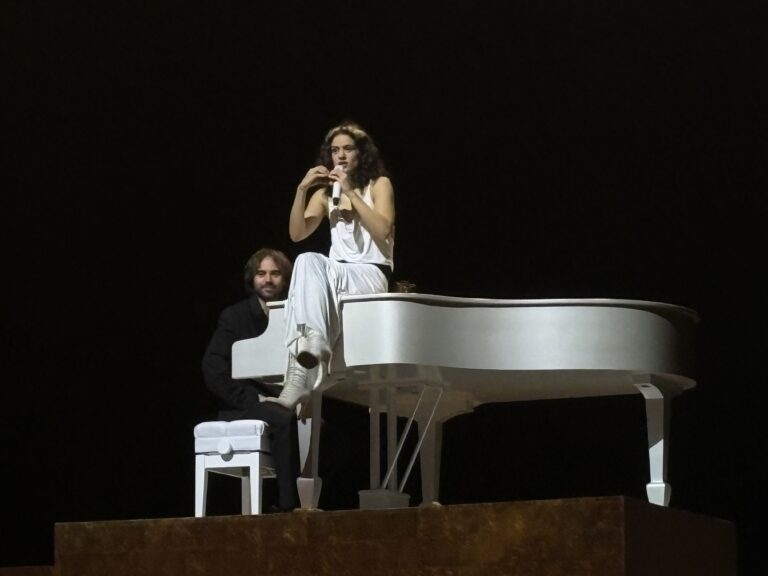 Rosalía en Chile: Una catarsis colectiva que se posiciona como uno de los mejores shows del año