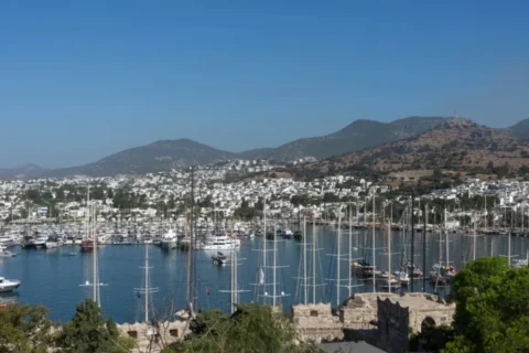 Vista del puerto desde el Castillo de San Pedro, Bodrum, Turquía, el 29 de julio de 2025. Sergio Pitamitz/VWPics/AP/Archivo