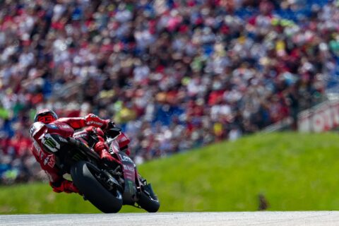 Marc Márquez domina Sachsenring de principio a fin y suma su cuarta victoria sprint de la temporada en MotoGP