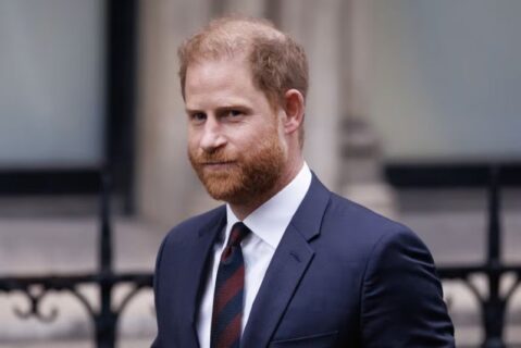 El príncipe Harry pierde caso por privacidad contra editor británico de tabloides y califica el fallo como 
