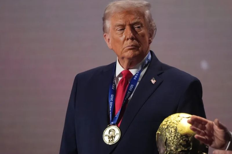 Análisis: Petición de Trump a la FIFA para que le retiraran la tarjeta roja a Balogun desata una tormenta política en torno al Mundial