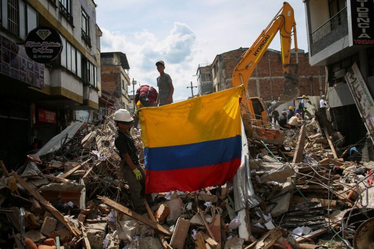 Presidente de Colombia decreta estado de emergencia económica, social y ecológica en 15 zonas afectadas por terremoto