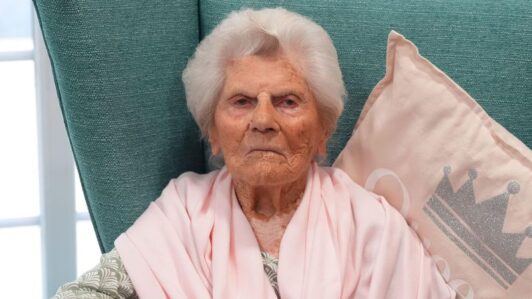 Ethel Caterham, la persona más longeva del mundo, cumple 117 años