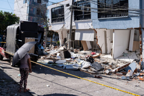 “Los carros se movían, se sacudían incansablemente”: Periodista relata momento del terremoto en 7,4 Colombia