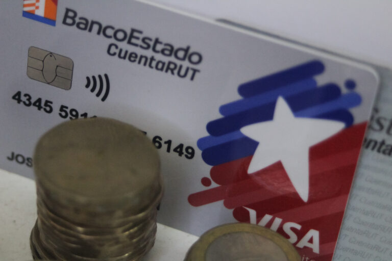 A los 12 años para todos: BancoEstado elimina edad diferenciada para abrir la CuentaRUT