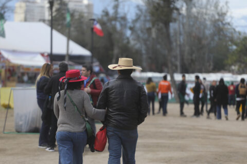 Fiestas Patrias 2026: Revisa la programación completa de las fondas de Peñaflor, Independencia y La Florida