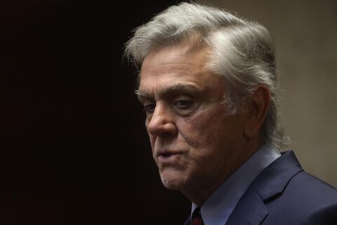 Exministro Longueira (UDI) apunta a falta de coalición de presidente Kast: 