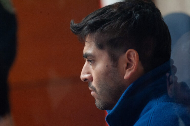 Renuncia el abogado defensor del padre de Isidora, la niña de dos años que murió tras caer desde un edificio en Las Condes