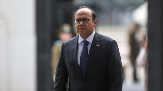La férrea defensa de la UDI al subsecretario Pavez tras dichos de Squella: Quienes 