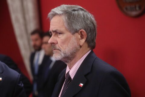 Diputado Araya oficia a jefe de asesores del presidente Kast para aclarar presuntos vínculos con excolaborador de Milei detenido en Bolivia
