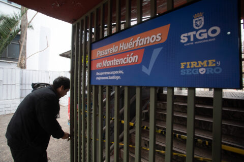 Cierre temporal del puente temporal Huérfanos en Santiago: Realizarán trabajos de recuperación para "erradicar focos de delincuencia"/Agencia Uno