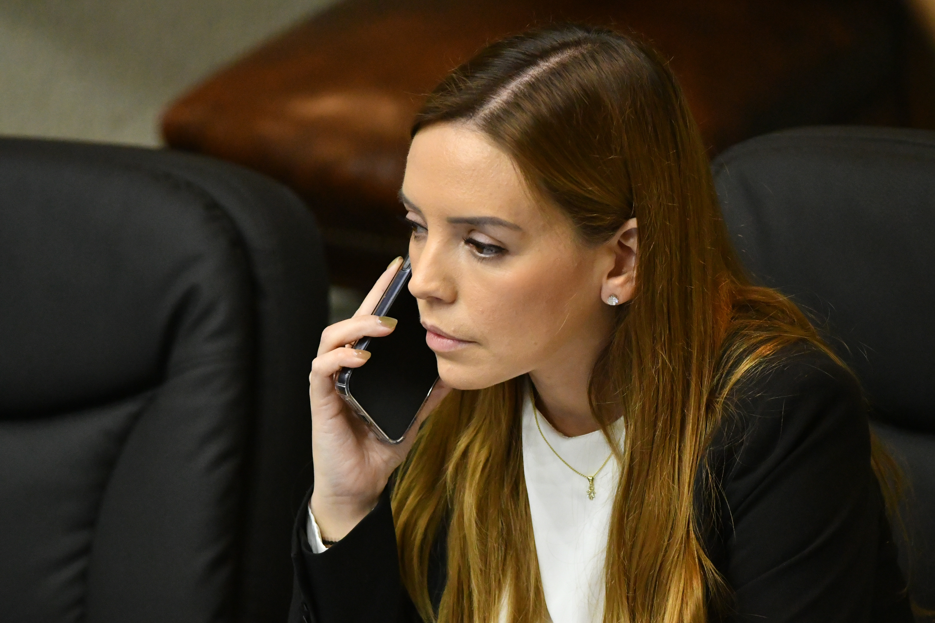 "Señora de feria" y "se le salió lo poblacional": Ferias Libres rechazan dichos de Camila Flores y llaman a que "el debate político se desarrolle con respeto"