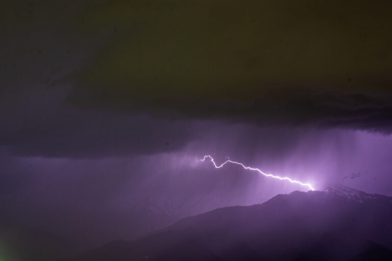 ¿Lloverá este fin de semana en Santiago? Revisa el pronóstico para la capital