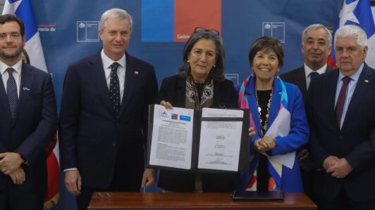 Kast destaca acuerdo entre el Minsal, Fonasa y Caja Los Andes para disminuir listas de espera: Es una 