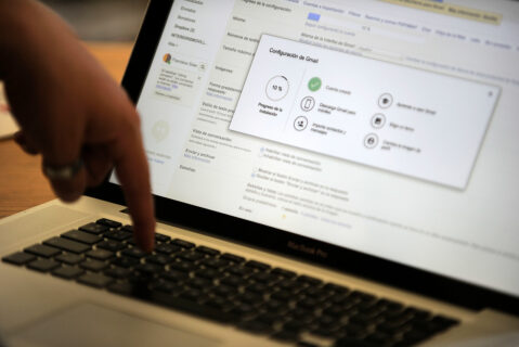 Amenazas en redes sociales: PDI explica cómo identifica a los autores y advierte aumento de casos en colegios