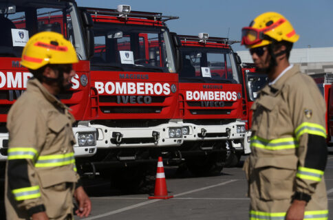 Bomberos alcanza acuerdo con concesionarias para que carros circulen sin pagar peajes
