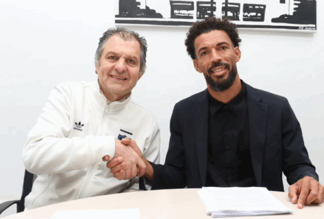 Vozinha ya es albo: Firmó su contrato y se suma como refuerzo de Colo Colo
