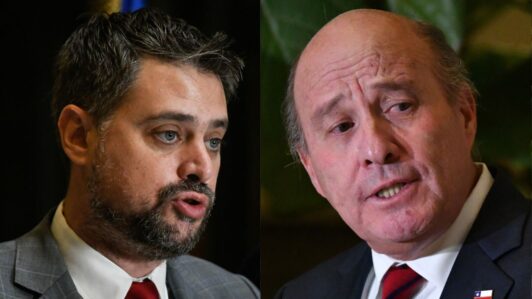 Tras reportaje: Diputado Manouchehri presentará denuncia ante Fiscalía por aprobación de proyecto ligado al hermano del ministro Quiroz