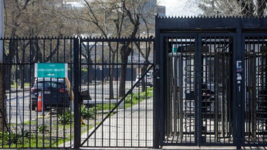Amenazas a universidades: Detenido queda con arraigo nacional, firma mensual y prohibición de acercamiento