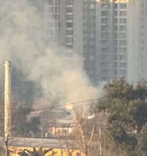 Explosión de gas en inmueble de Independencia deja cerca de cuatro heridos: Bomberos trabaja en el lugar
