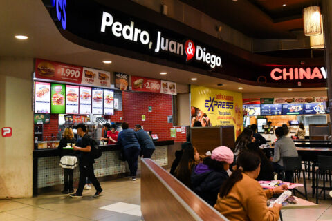 Pedro, Juan y Diego revive meses después de su quiebra: Proyecta abrir 16 locales este año
