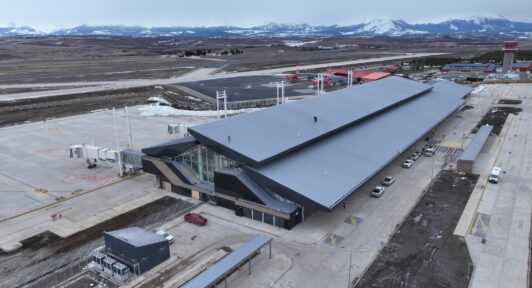 Inauguran nuevo aeropuerto Balmaceda en Coyhaique: Permitirá recibir a más de 1 millón de pasajeros al año/MOP