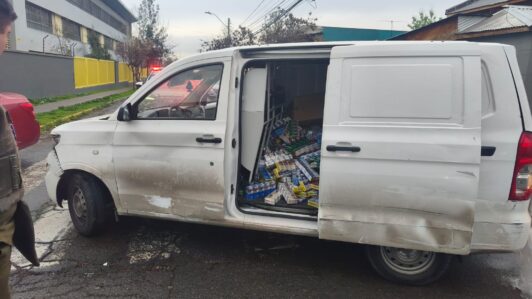 GPS de furgón permitió ubicar a banda que había robado casi 6 mil cajetillas de cigarros: Se recuperó botín avaluado en $37 millones