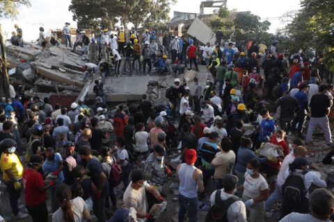 Terremoto 7,4 en Colombia: Cifra de fallecidos aumenta a 132 y heridos superan los 570
