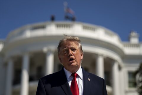 Estados Unidos no prevé reiniciar diálogo comercial con Canadá tras aplicar nuevos aranceles del 50%