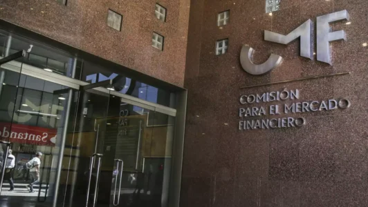 Utilidades de la banca suben 7,72% a julio pese a caída en las colocaciones