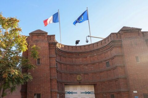Francia expulsará a dos diplomáticos iraníes tras la detención de funcionarios franceses en Teherán