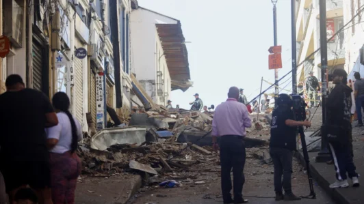 Colombia: Informan muerte de al menos 20 personas tras terremoto 7.4