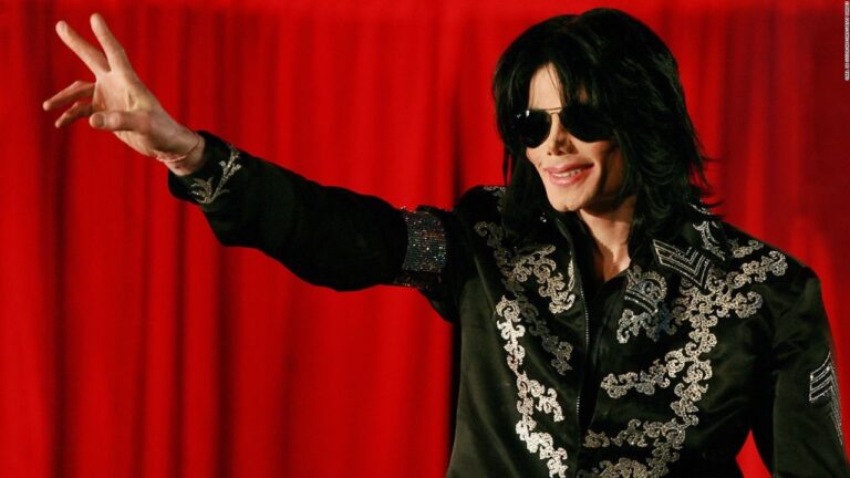 Tribunal desestima demanda por abuso sexual infantil contra el patrimonio de Michael Jackson y deriva el caso a arbitraje privado
