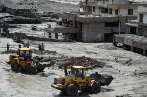 Chile expresa su solidaridad con Nepal y China por las devastadoras inundaciones en la frontera tibetana