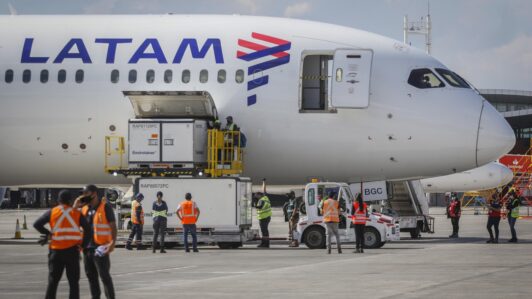 Utilidad de LATAM Airlines cae 51% en el segundo trimestre pese a un crecimiento del 27% en sus ingresos por alza de combustibles