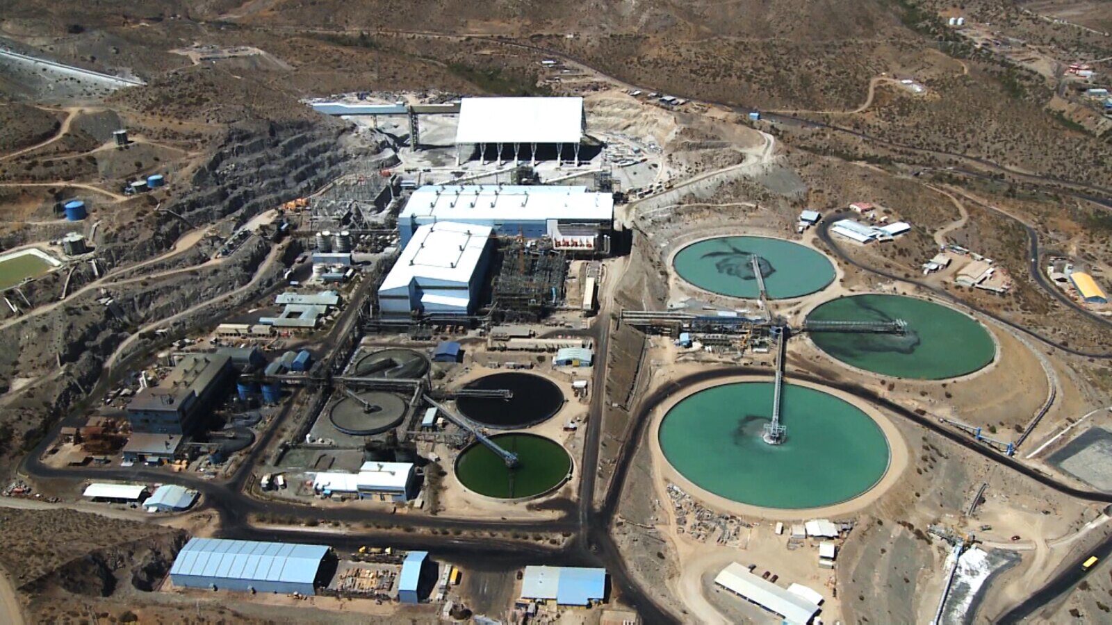 Utilidades de Antofagasta plc suben 72% en el primer semestre y aportes al fisco superan los US$ 900 millones
