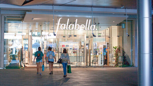 Utilidades de Falabella caen 11,4% en el primer semestre pese a que sus ingresos subieron 5,5%