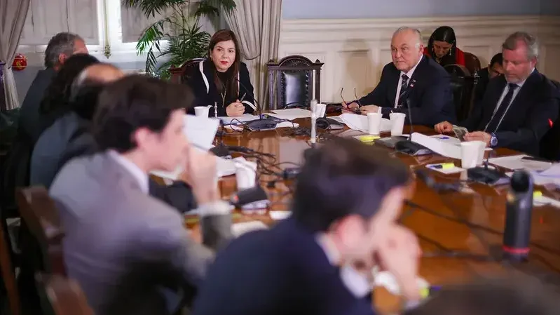 Comisión Mixta respaldó proyecto que perfecciona y agiliza expulsiones administrativas: ¿Qué se aprobó?