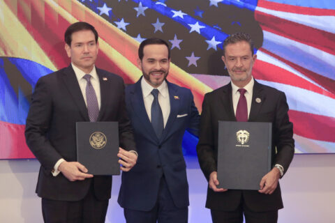 Colombia rompe relaciones con Irán y declara organización terrorista a la Guardia Revolucionaria Islámica