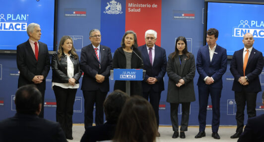 Minsal y Cajas de Chile firman convenio de colaboración: Buscan reducir tiempos de espera de las listas No GES para pacientes Fonasa
