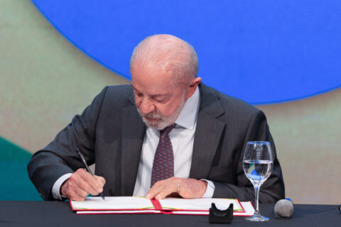 Golpe a las apuestas y casinos en línea en Brasil: Lula decreta su prohibición a nueve días de las elecciones