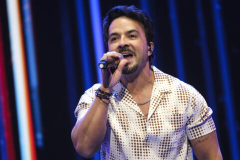 Luis Fonsi vuelve a Chile con nuevo concierto: Revisa la fecha, precios y cuándo comenzará la venta de entradas