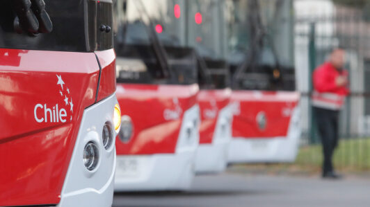 Autoridades detallan plan especial de transportes: Micros, Metro y EFE reforzarán sus servicios para las Fiestas Patrias