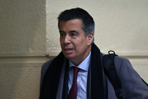 Diputado Andrés Celis pausa sus labores parlamentarias para someterse a un trasplante de médula ósea