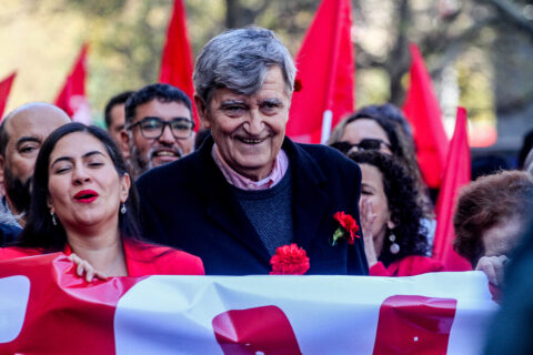 Gobierno decreta duelo nacional por muerte del histórico líder socialista, Camilo Escalona